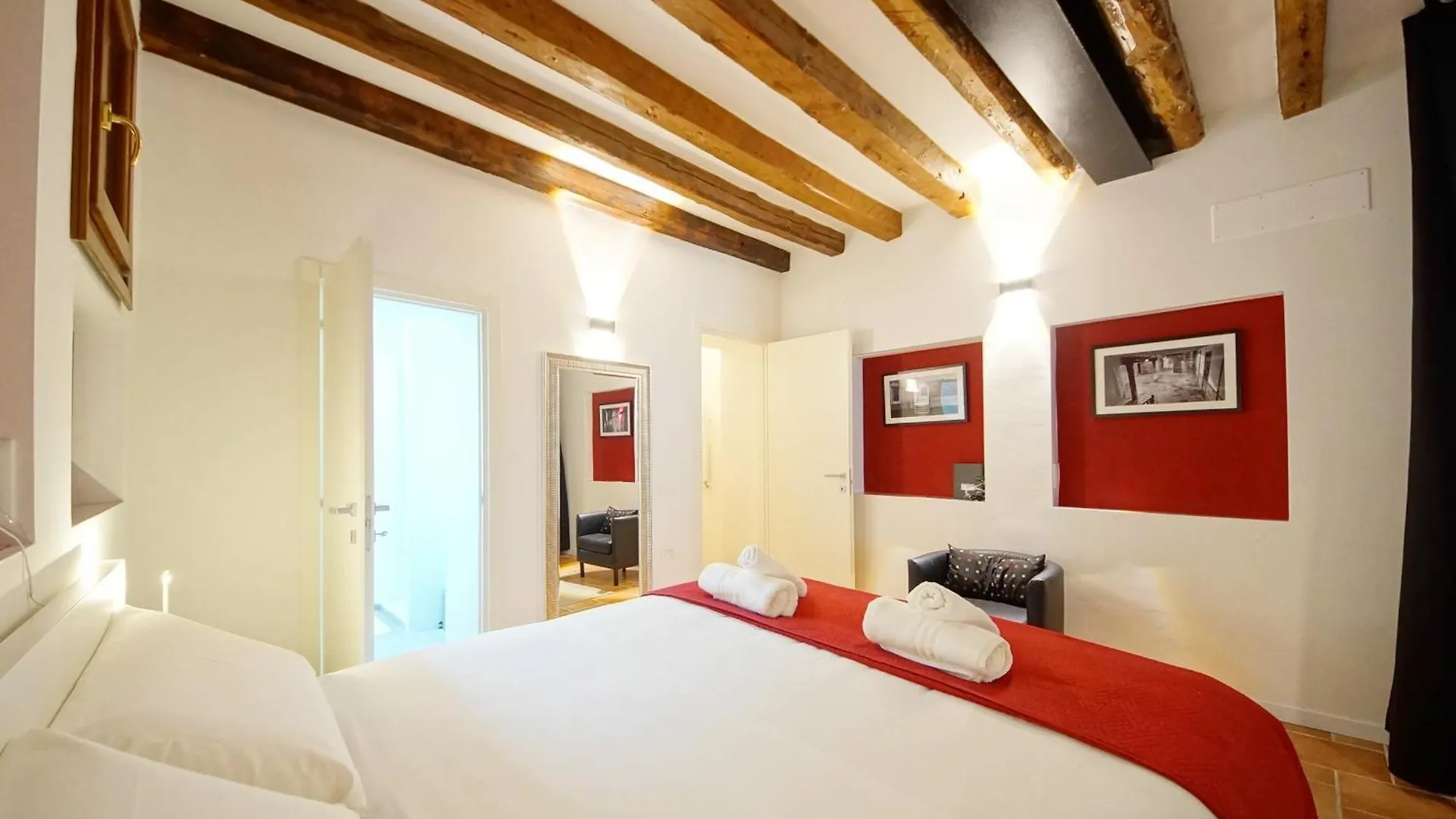 Dolcevita Apartments N 517 Canal View 威尼斯