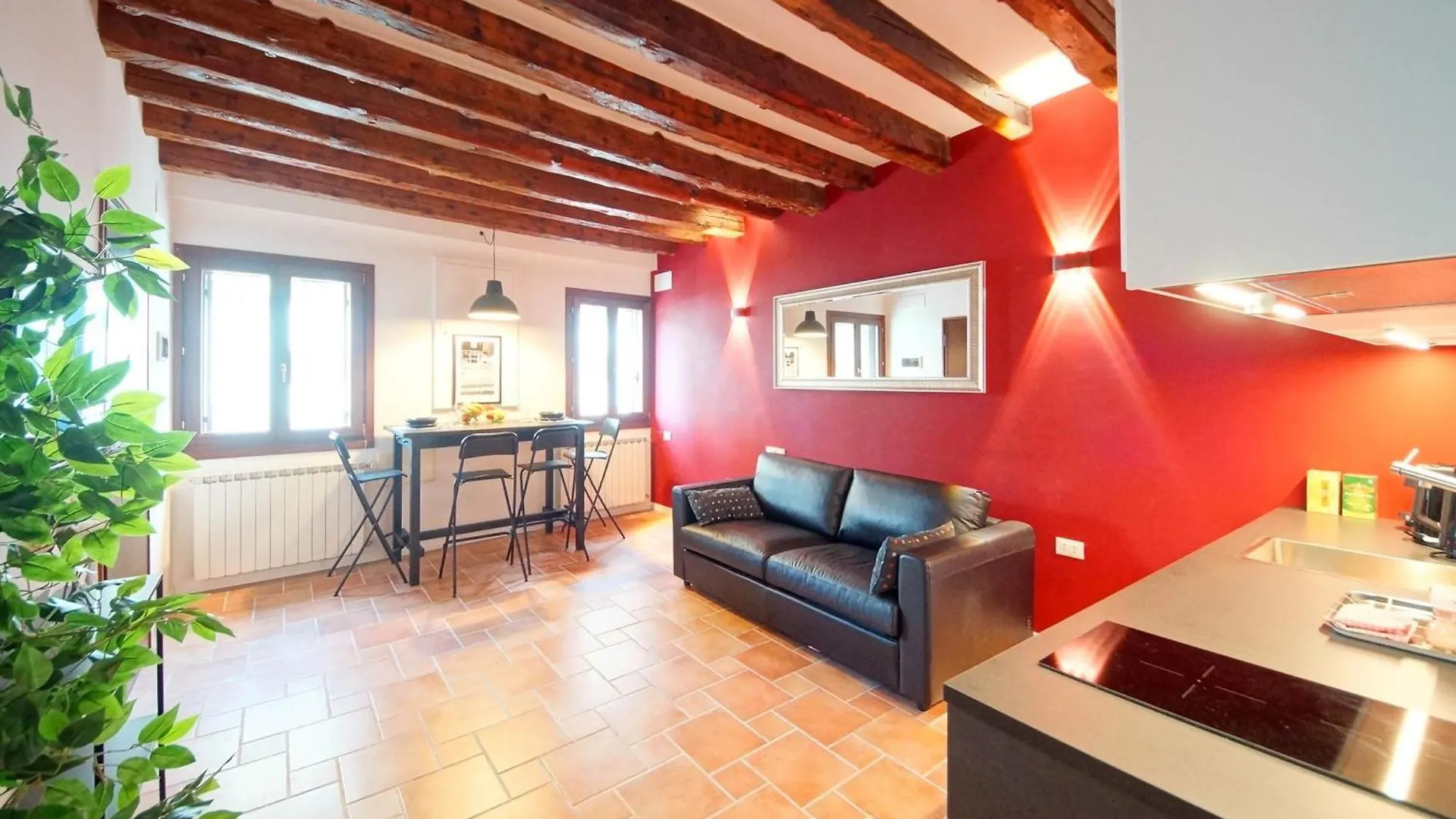 Dolcevita Apartments N 517 Canal View联系方式